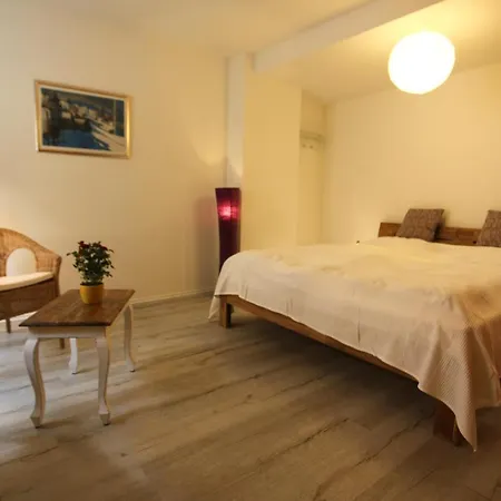 Schoenes Studio In Der Altstadt Von Meersburg Extérieur photo